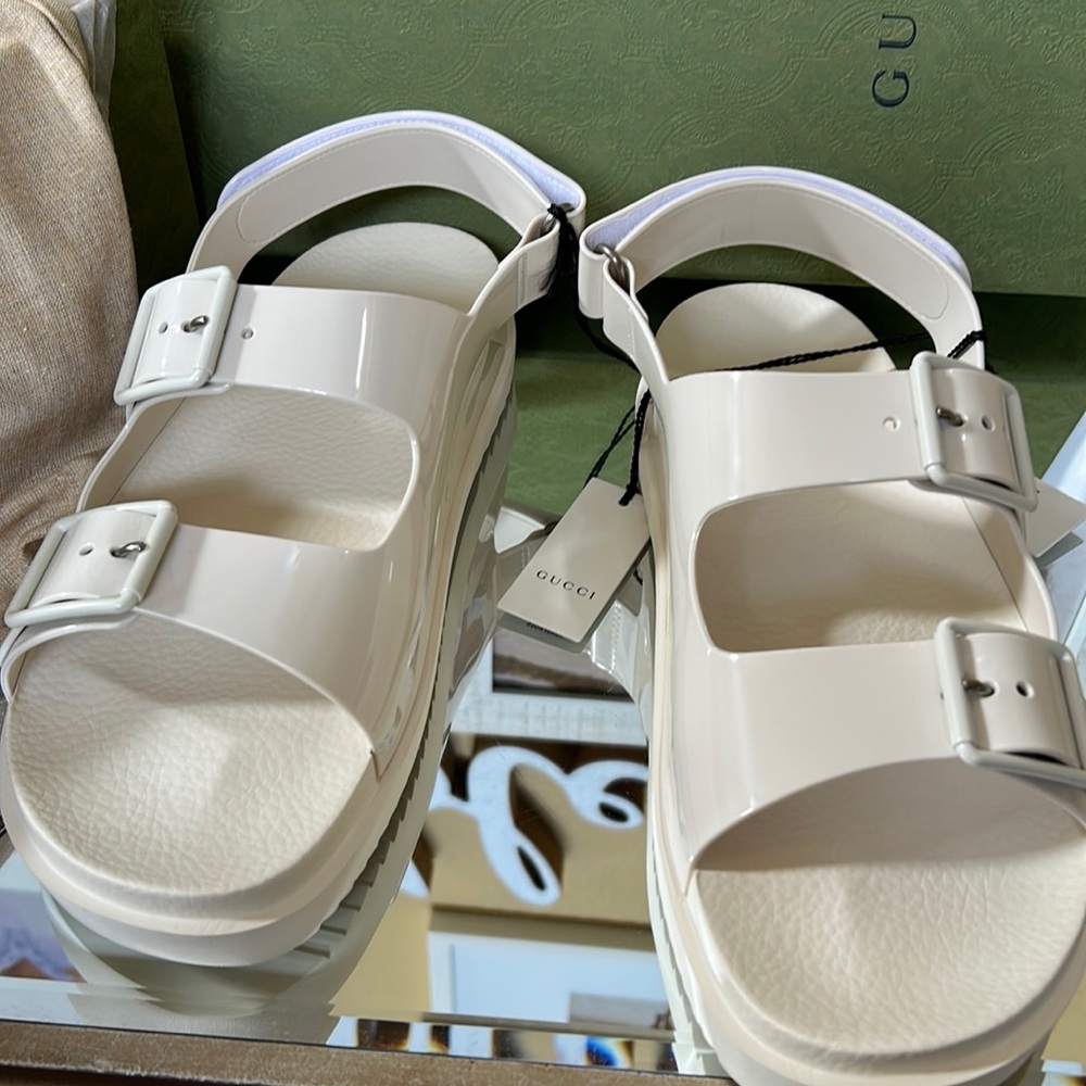 Gucci mini GG Dusty white Sandals size 42(12)